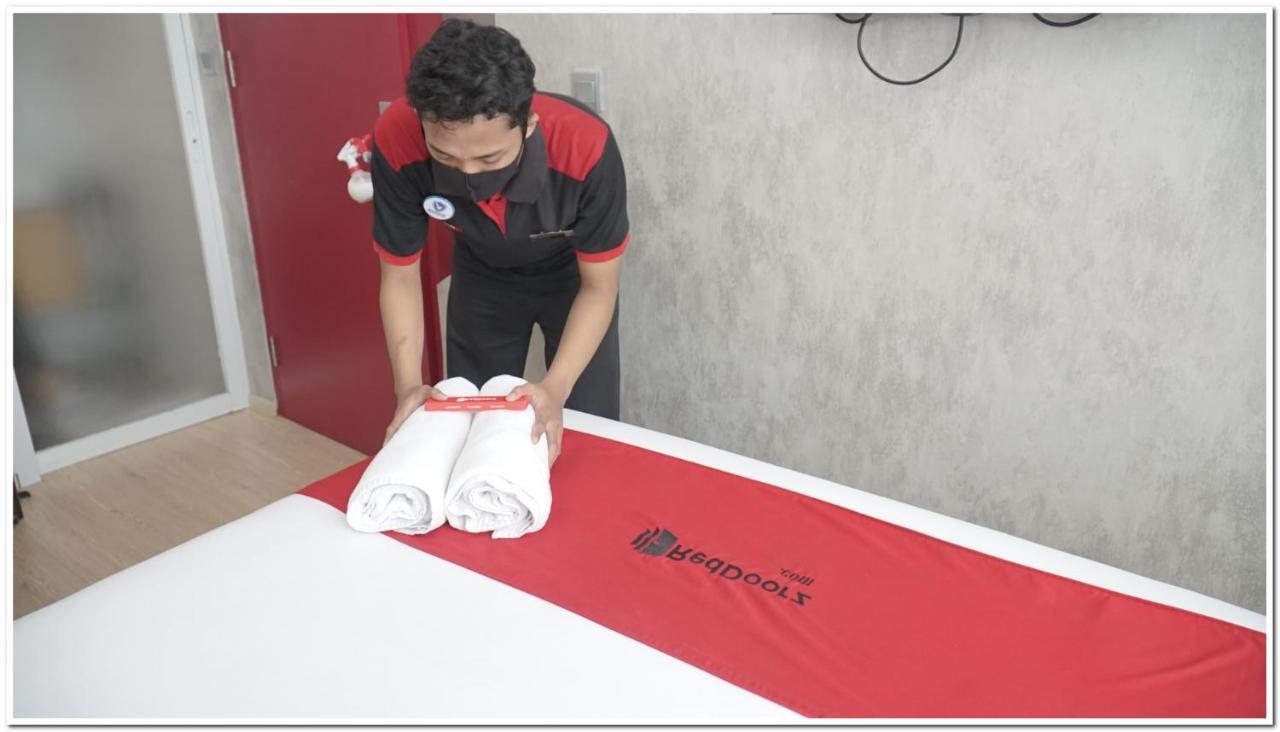 Reddoorz Near Chadstone Mall Hotel 3*