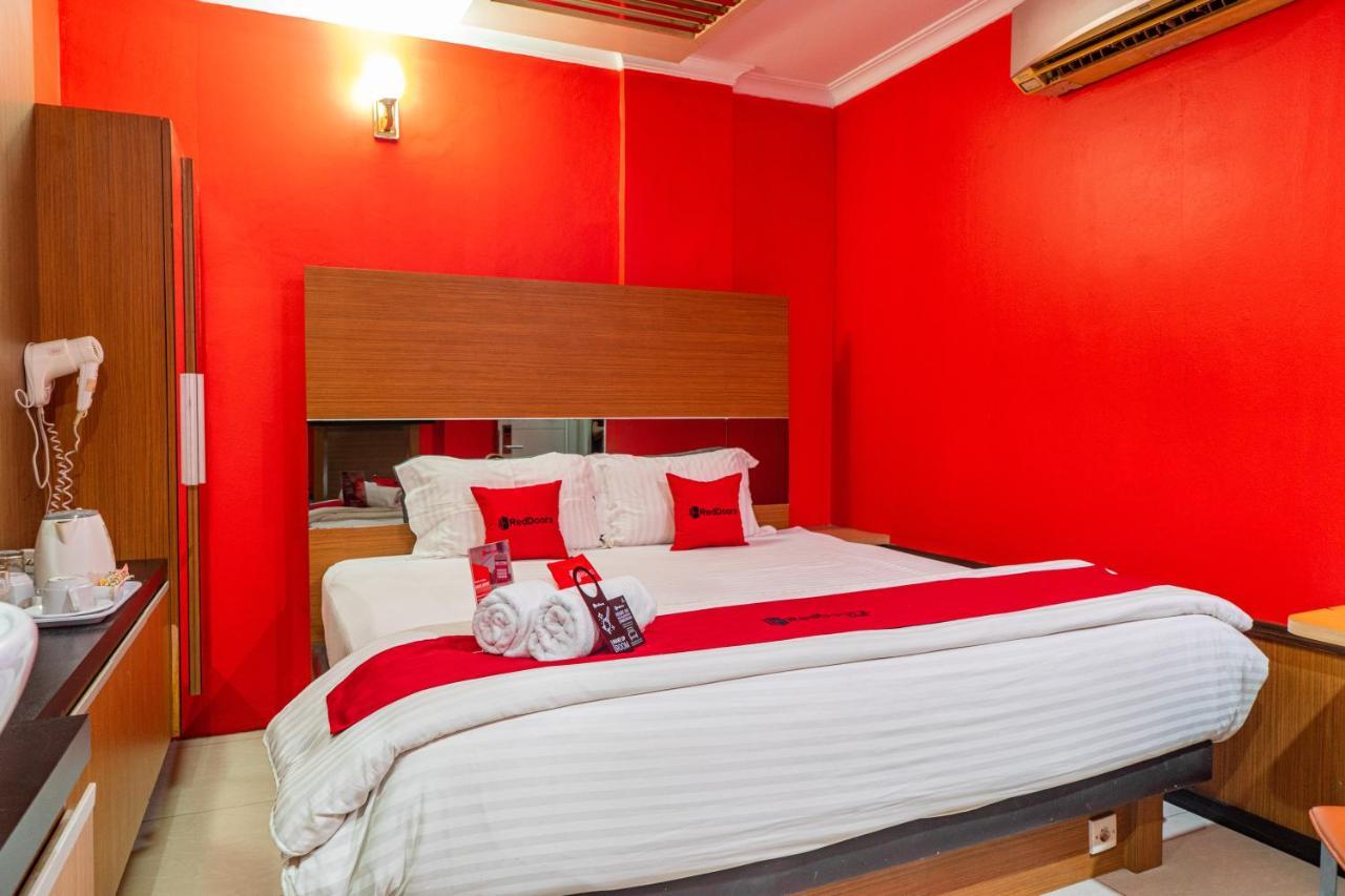 Reddoorz Near Chadstone Mall Bekasi